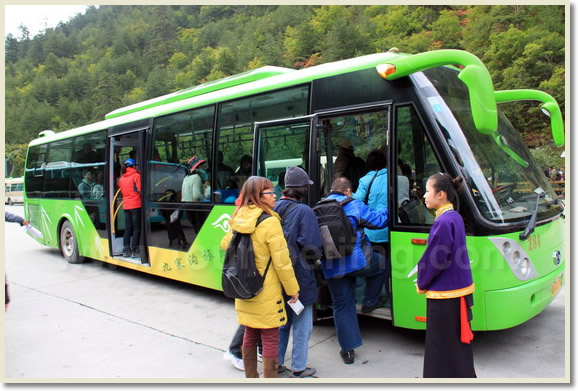 Jiuzhaigou Trip